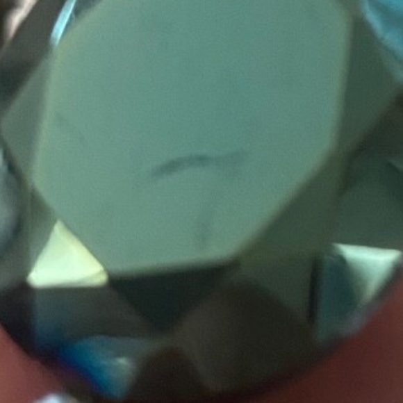 2 Pc Green Crystals & Sterling Silver .925 Necklace & Earrings Set - Picture 9 of 10